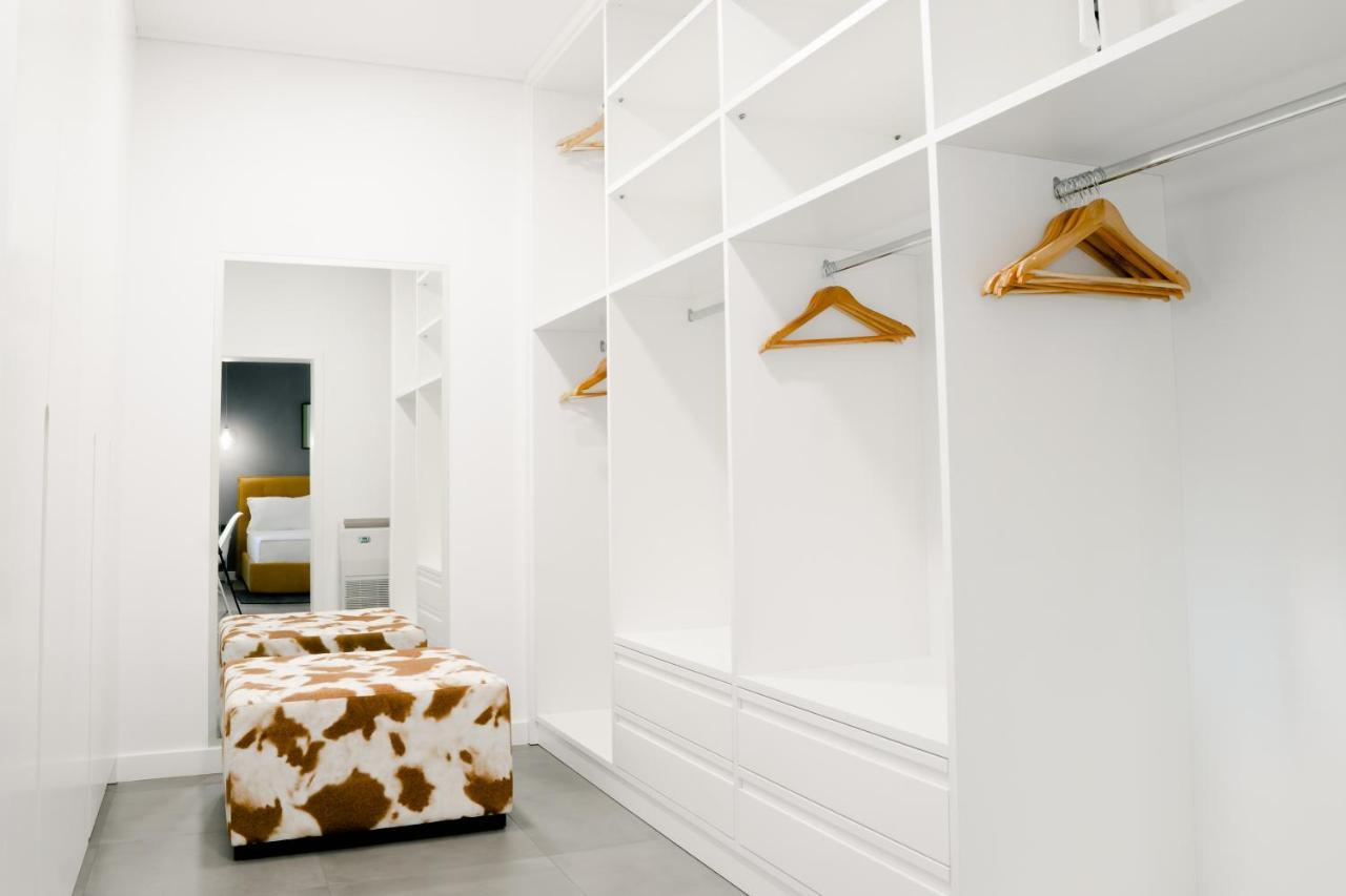 Novi'S Luxury Apartment 1 Gjirokaster Luaran gambar